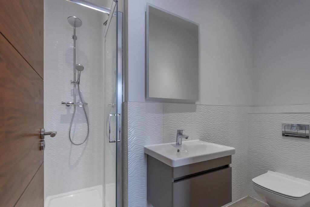 En-suite shower room