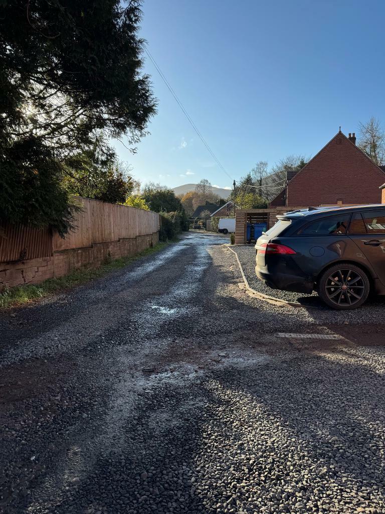 Quiet lane in the centre of Malvern Link