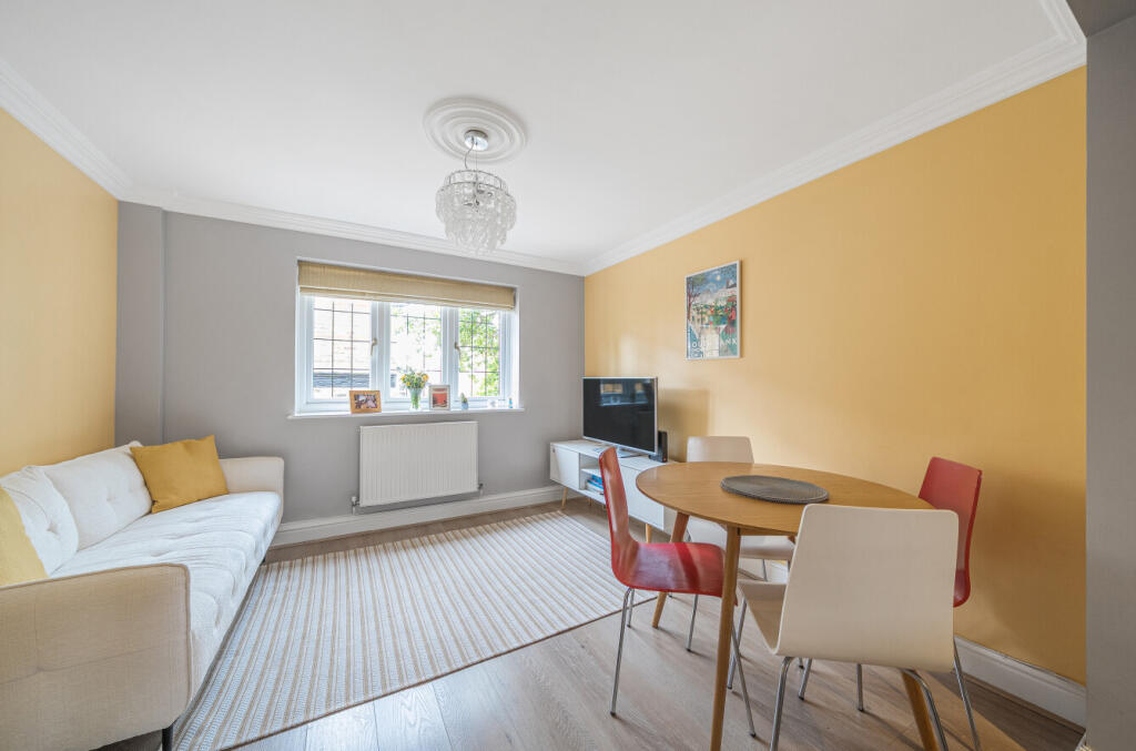 1297261-8-682f149...