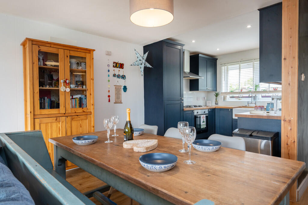 79 Glenview Drive...