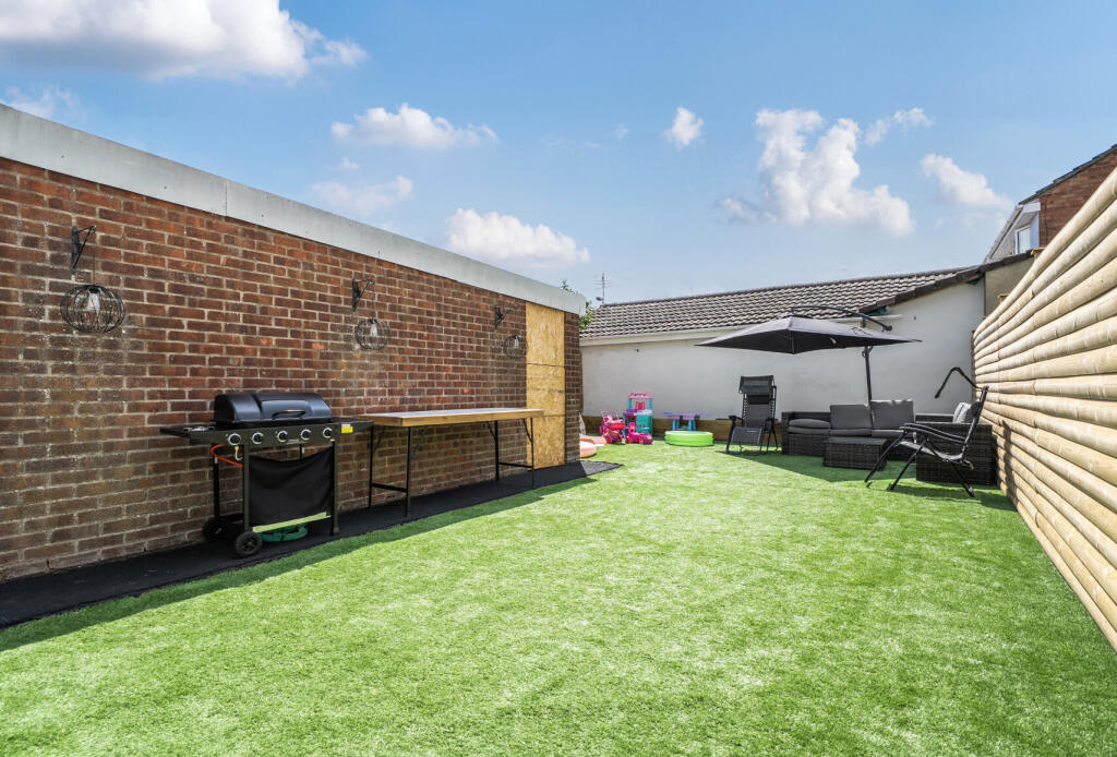 1290858-8-682f168...