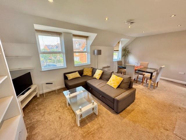 Sitting/Dining Room