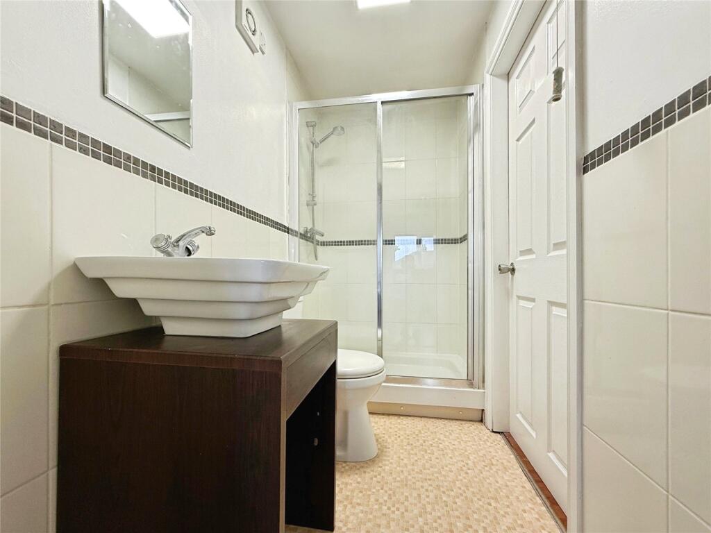 Ensuite