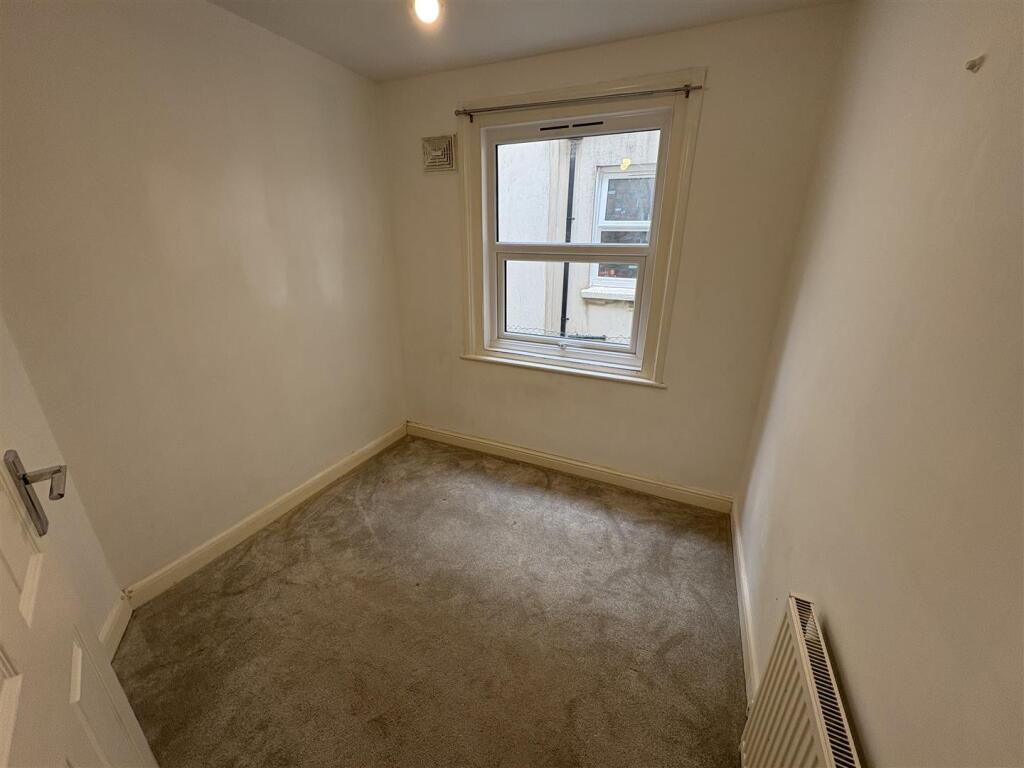 Bedroom two 1.jpeg