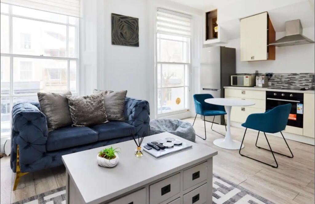 WhatsApp Image 2024-12-31 at 12.14.06_fcdf33d8.jpg