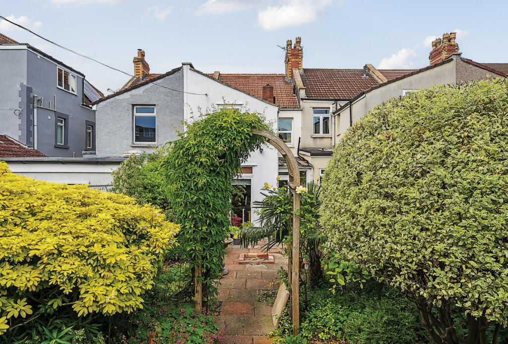 6-6823441a172e3-1...