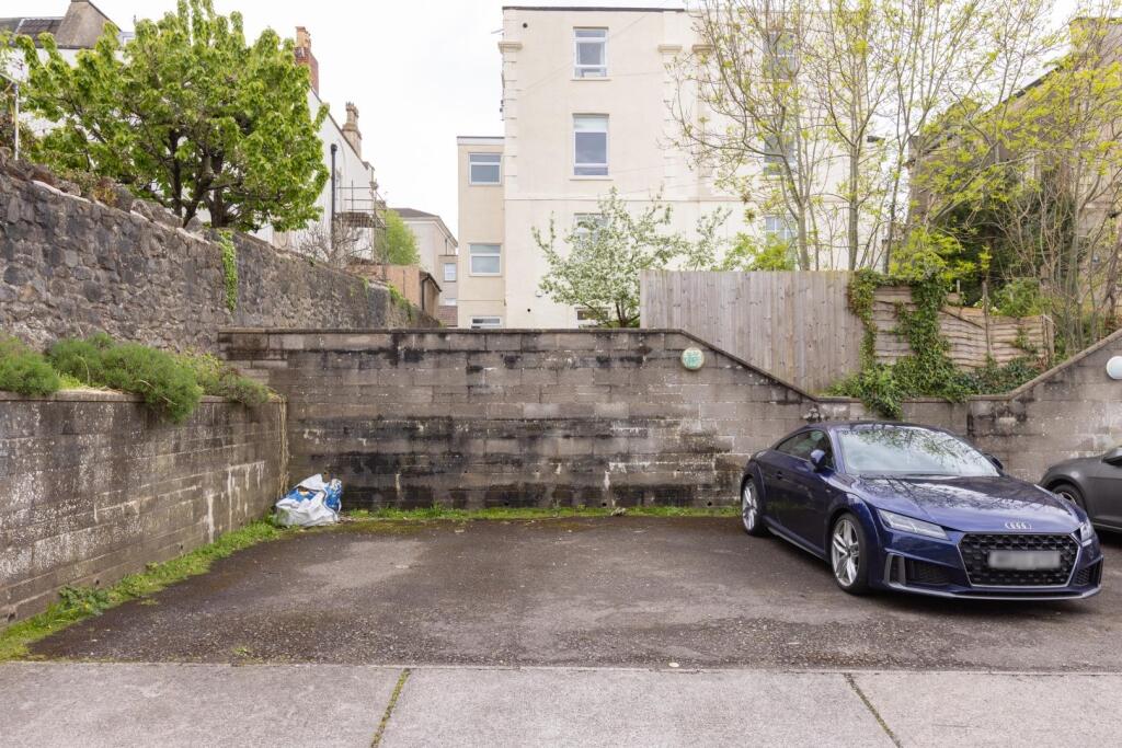 Flat 1, 17 Sydenham Hill, BS6-22.jpg