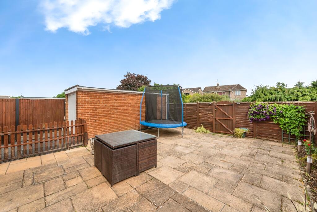 15_peascliffe_drive-18