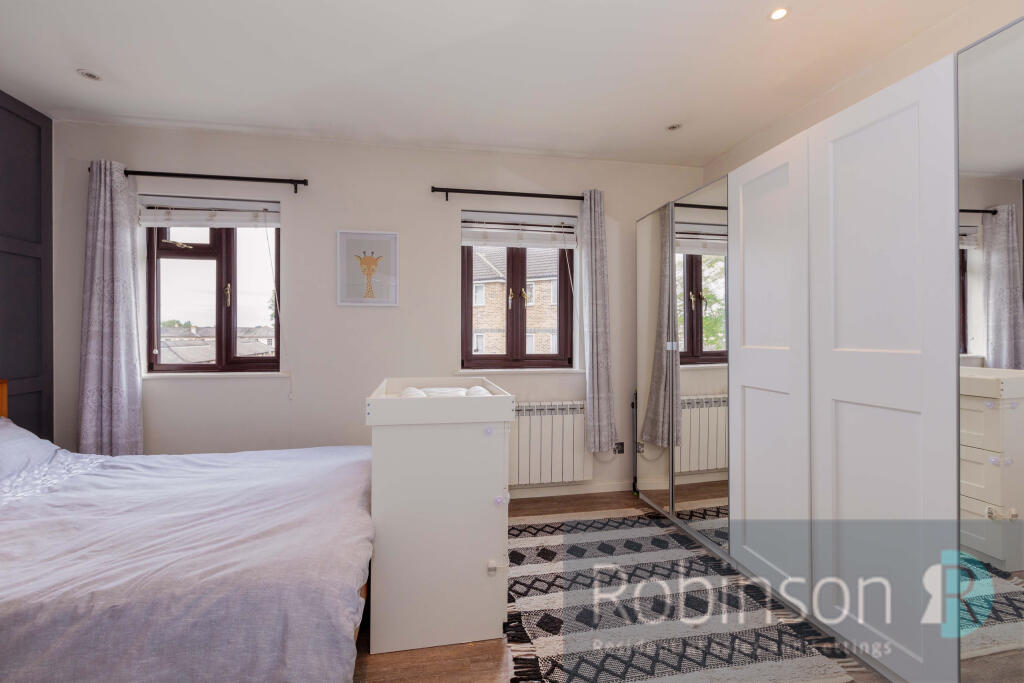 Flat 3 71 Courthouse Rd-6