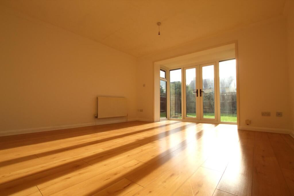 Living room.JPG