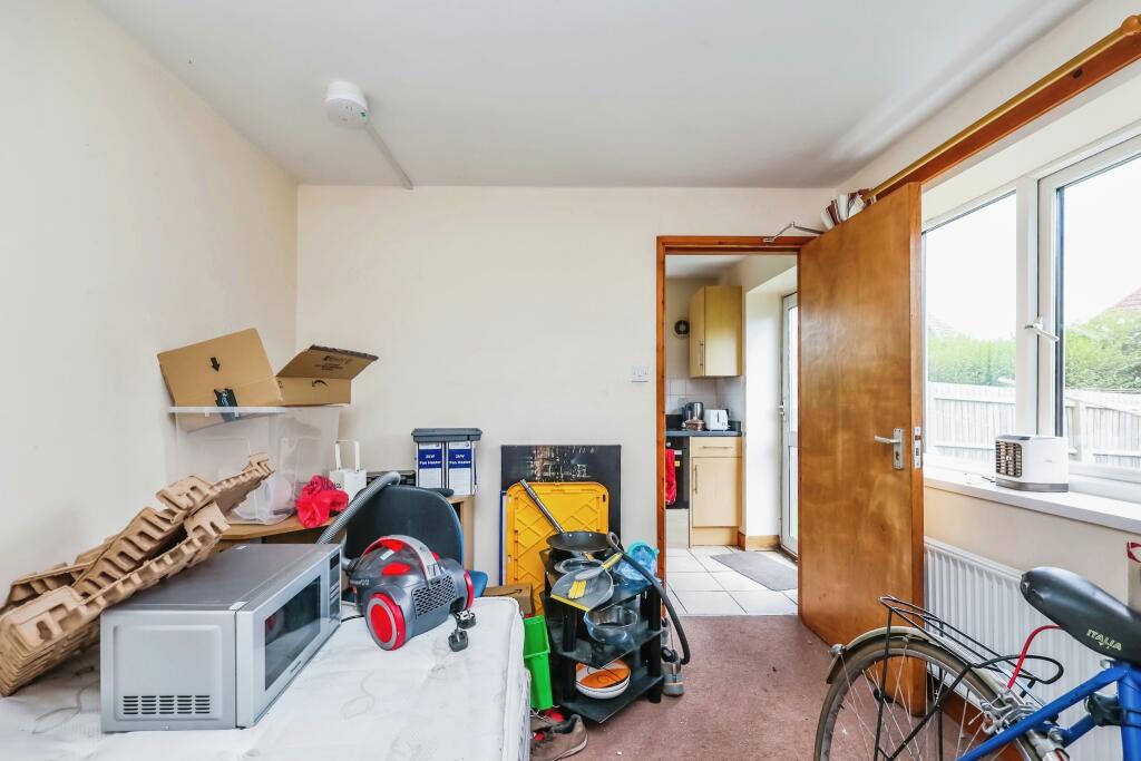 Reception/Bedroom