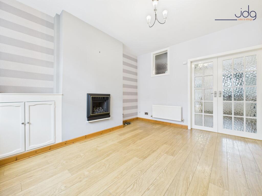 Cosy Lounge and feature fireplace