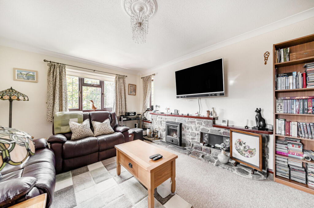 1357281-15-68d40b...