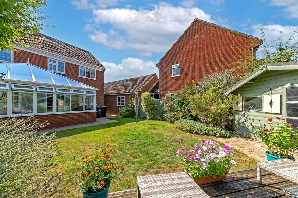 18BurghleyClose-92.jpg