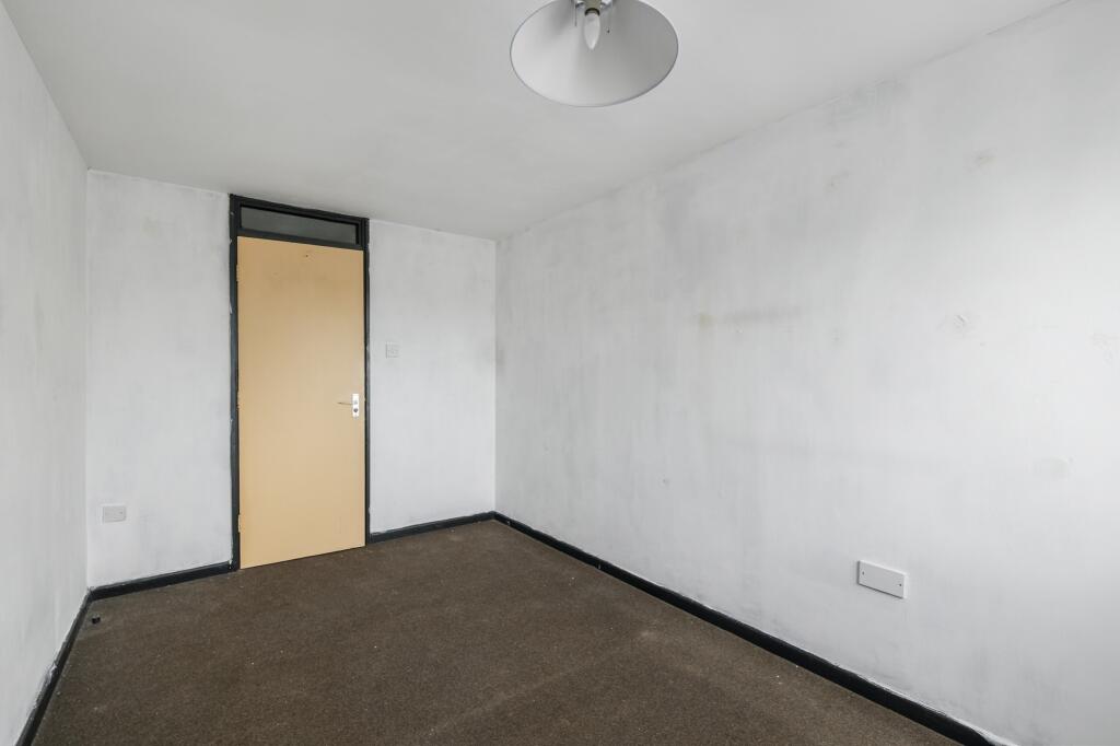 Flat  26, Quartercroft, Pyramid Close, Weston Favell, Northampton, NN3 8DP