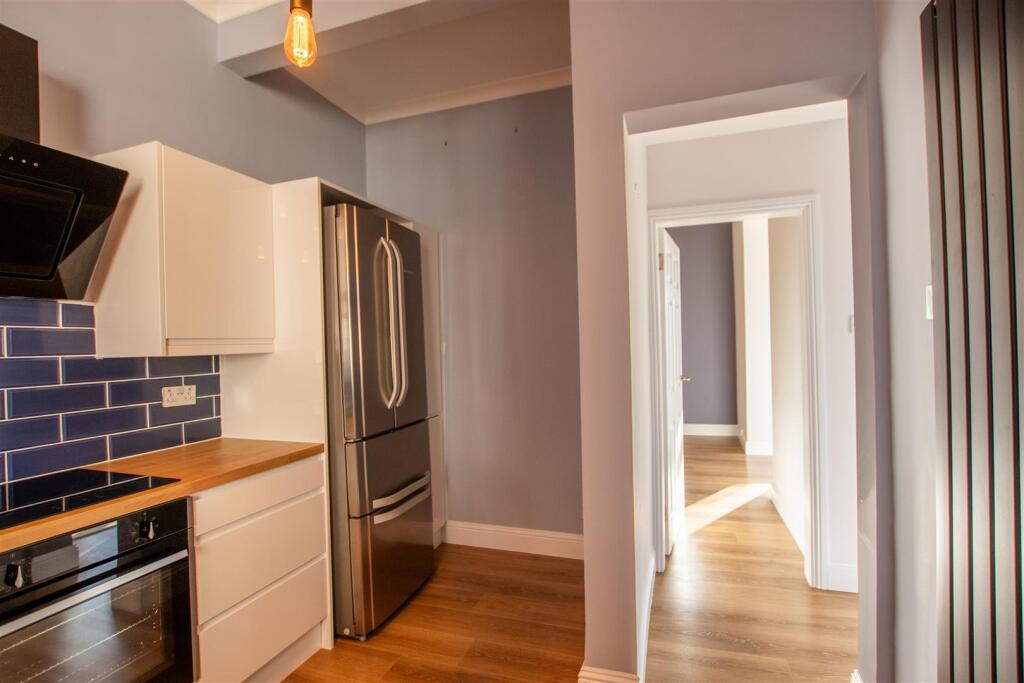 kitchen-1.jpg