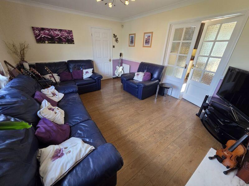 Lounge Additional Image