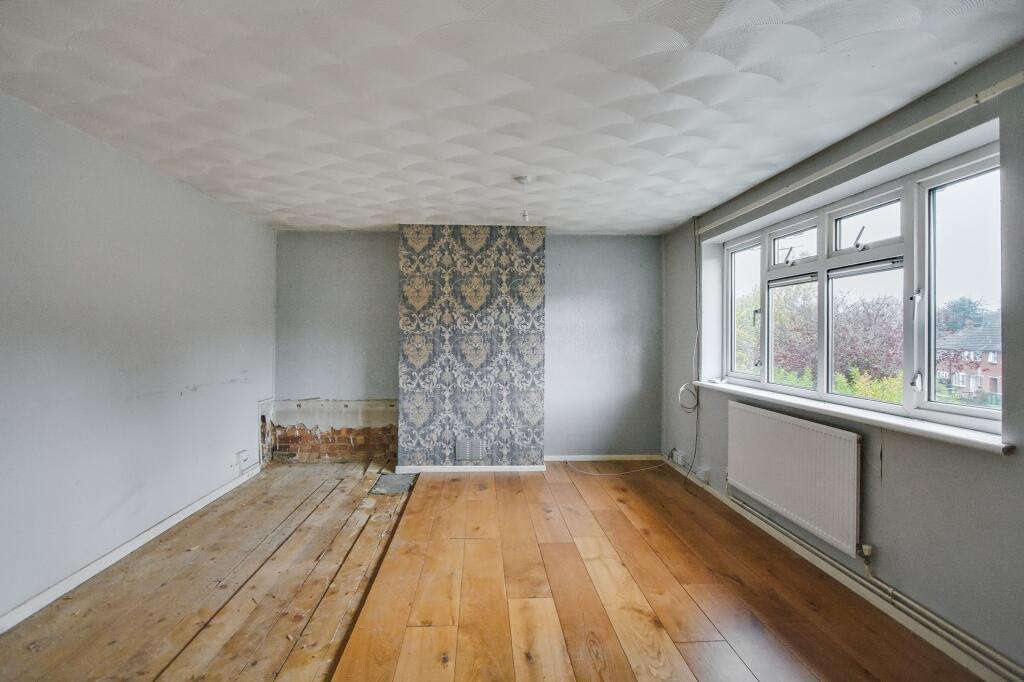 32 Ladbrooke Crescent, Sidcup, DA14 4RT