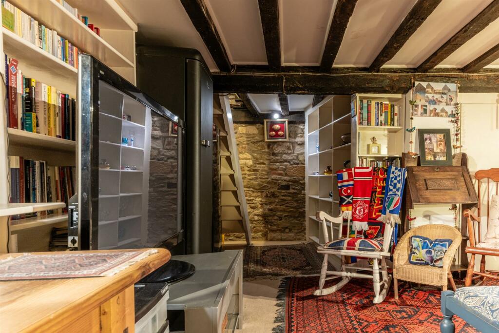 Family Room - Office 2.jpg