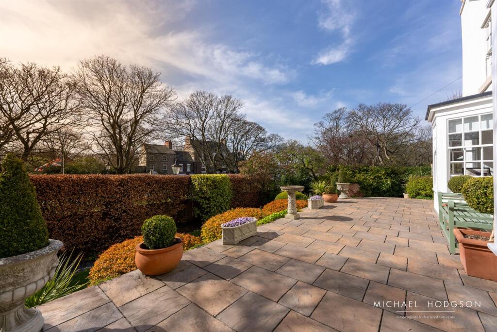 59 Front Street Whitburn-73.jpg