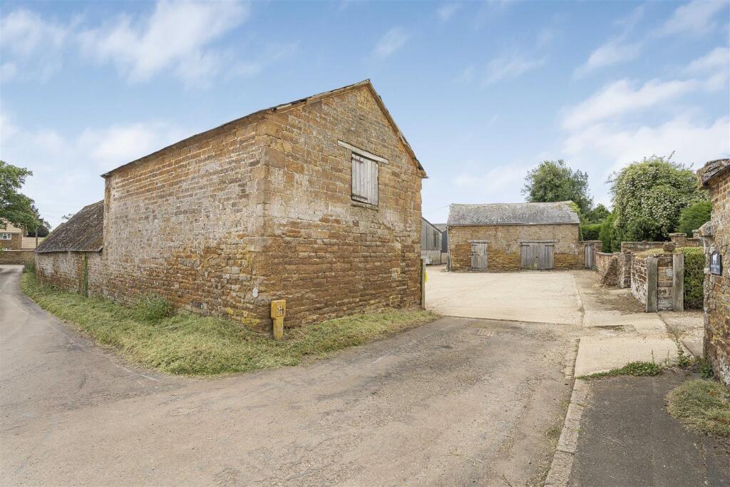 Development site, Maidford House Farm, Chapel Lane
