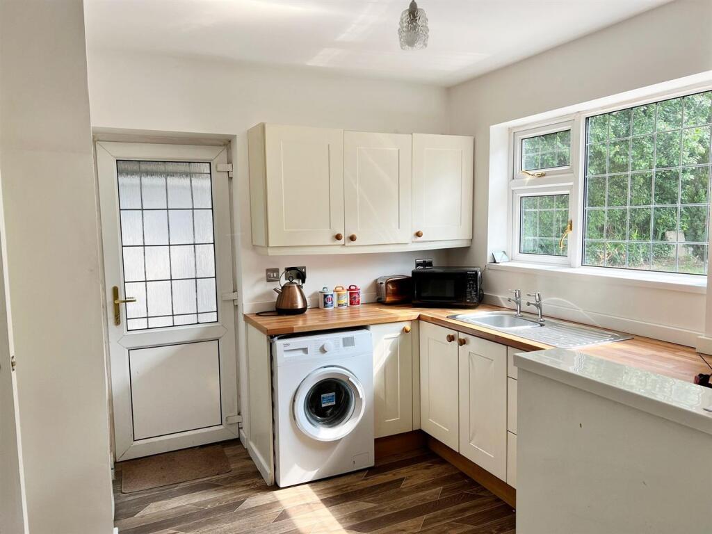 Kitchen shot.jpg