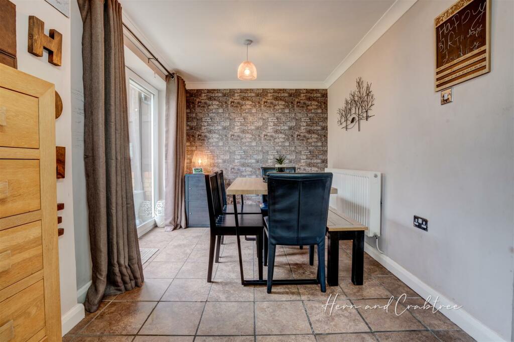 Tarragon Way, Pontpreannau, HernCrabtree (8).jpg