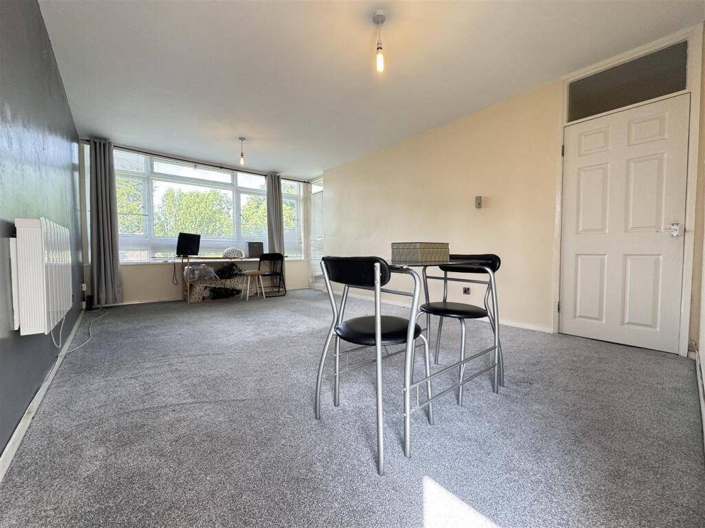 IMG_3571 (Large).JPG