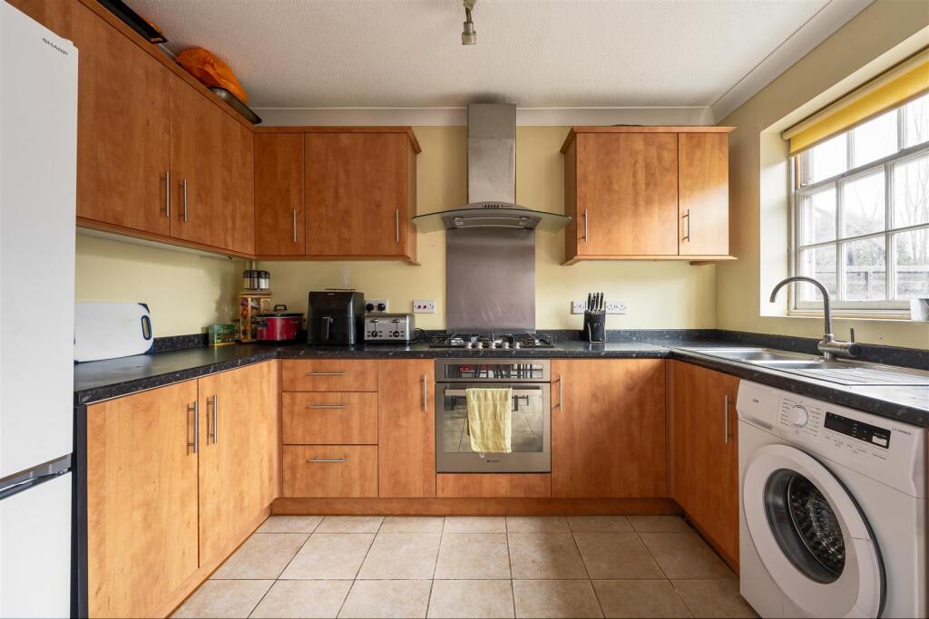 Handsworth Avenue, E4