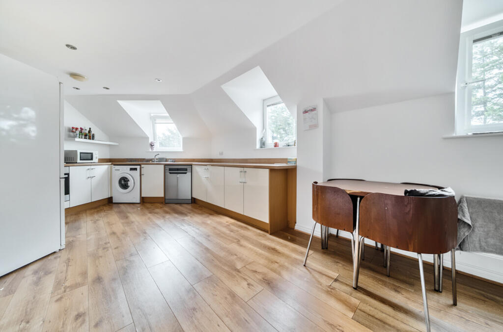 1328631-12-6880ba...