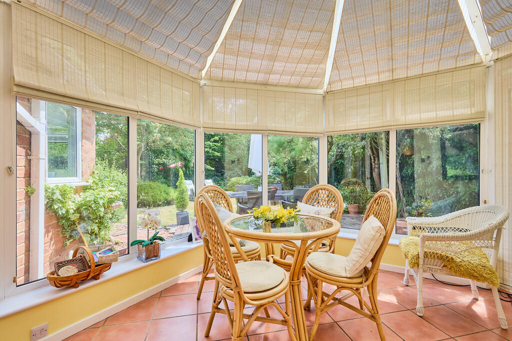 Edward Knight 202...