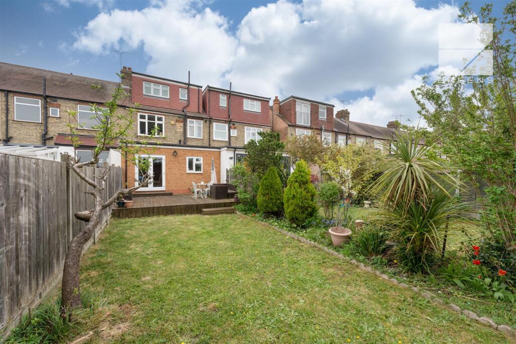 27 Wadham Avenue_0055.jpg