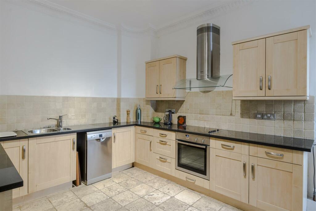 11, 2 Mansfield Street-11.jpg
