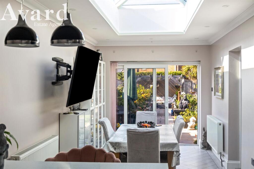 Millcross Road, 17-022.JPG