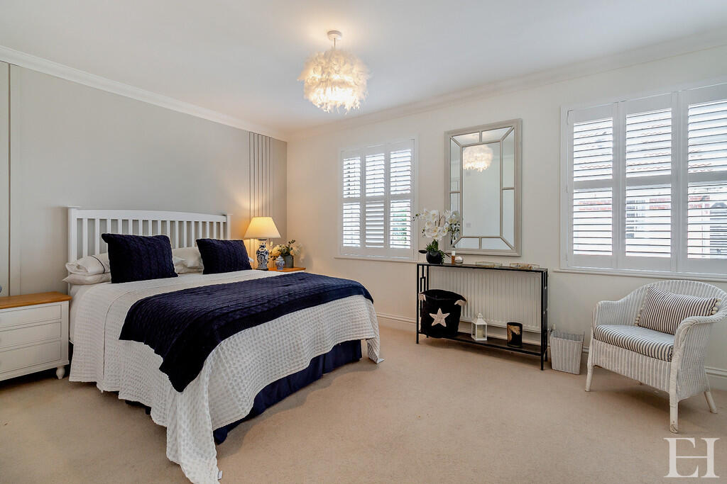 8649888-interiorW...