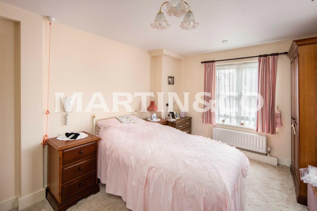 7_Bedroom