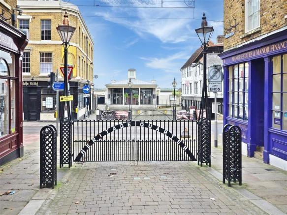 High Street