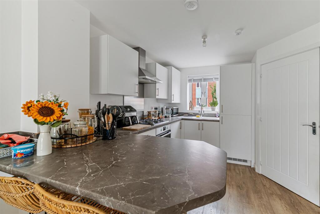 Open Plan Living/Kitchen