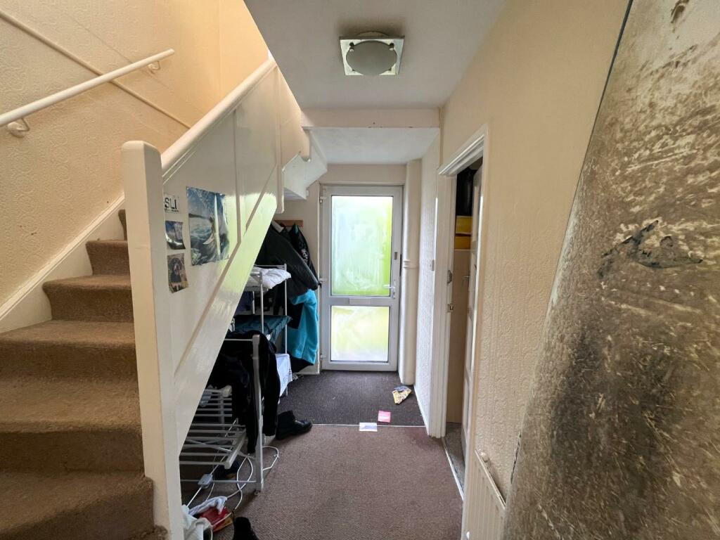 Hallway.jpeg