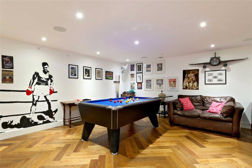 Entertainment Room