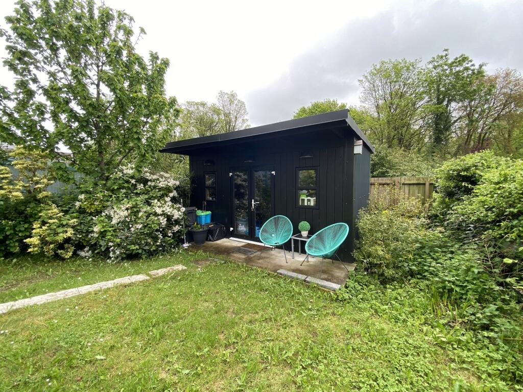Garden room