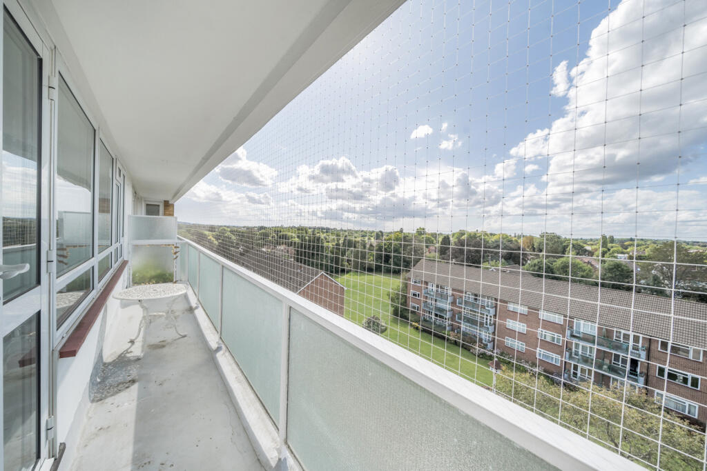 1344209-5-68bf03e...