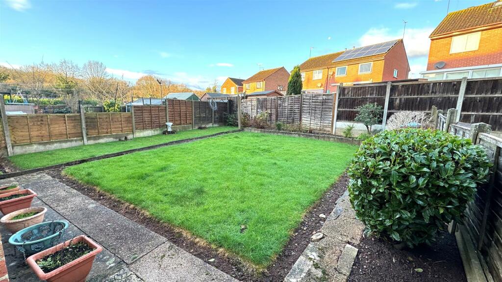 Garden (2).jpg