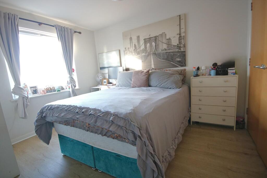 bed.1 (1).jpg