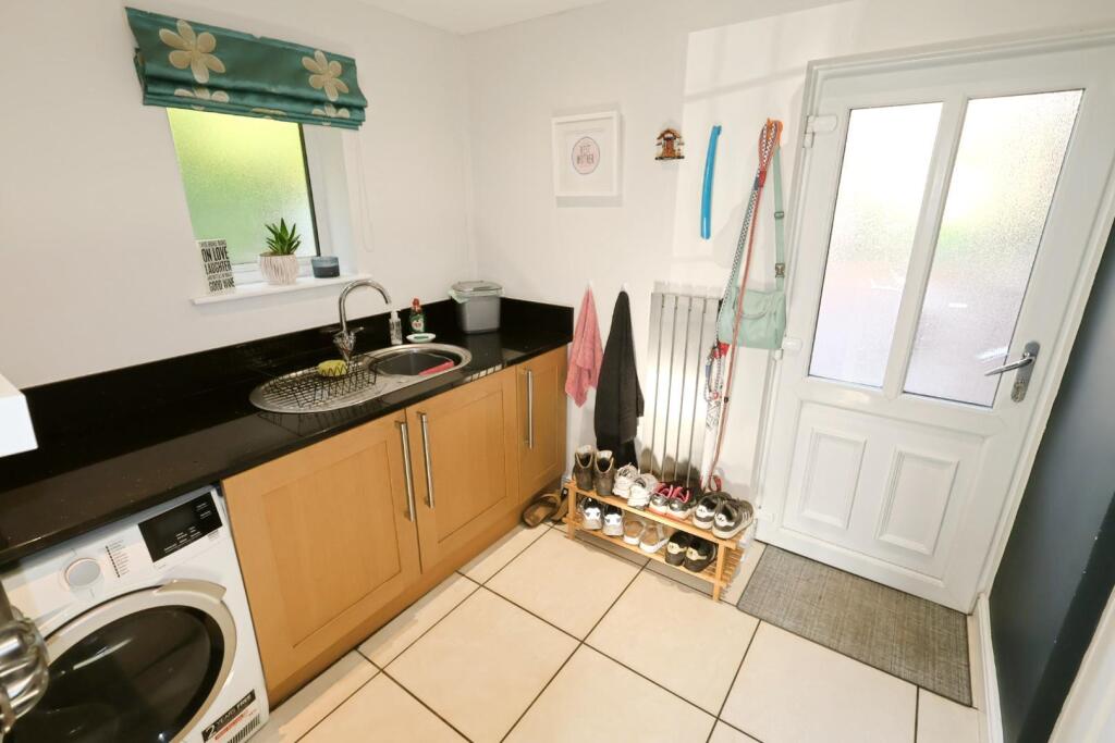 Utility Room.JPG