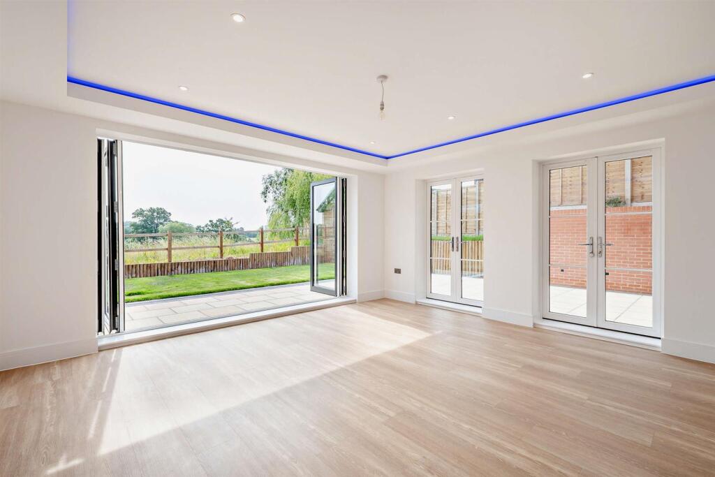 8651678-interior18-800.jpg