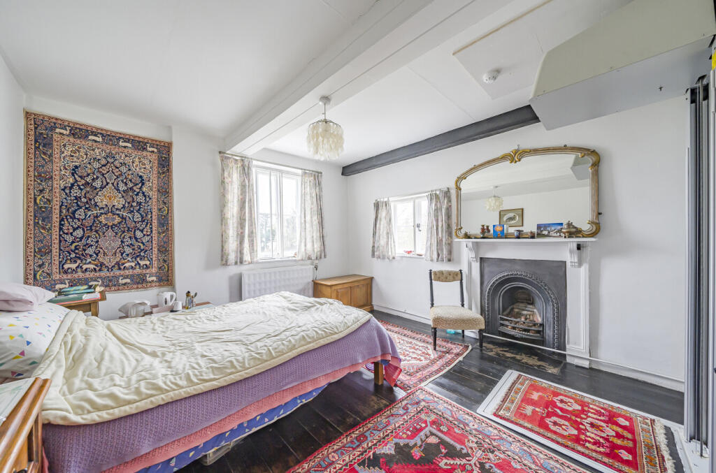 BEDROOM 3