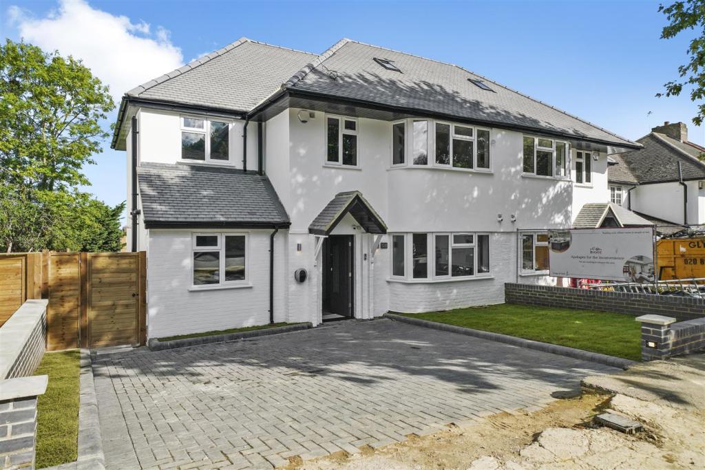 108 Elms Lane - iski9DC124ltSuH43xXg.jpg