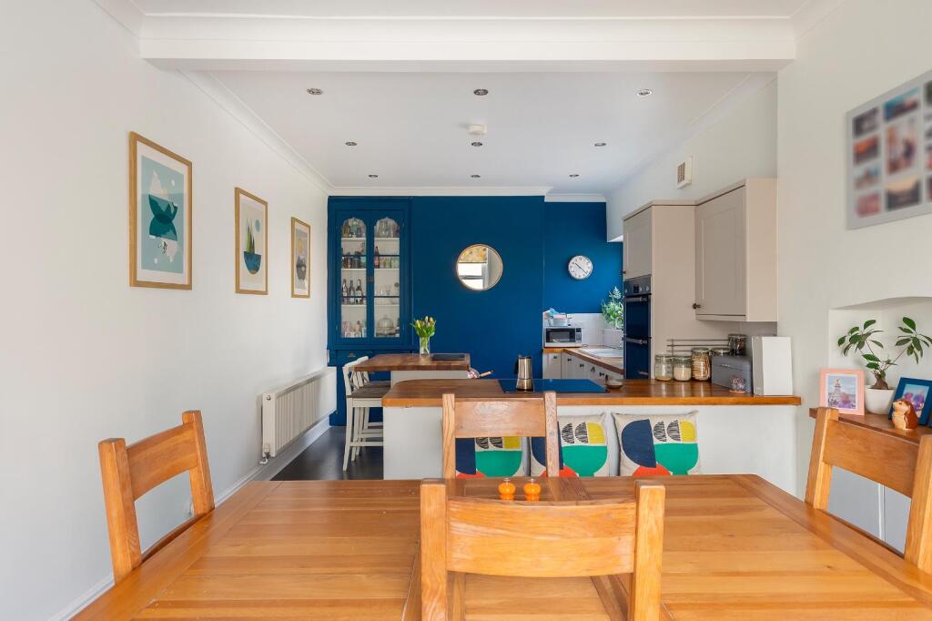 4M1RKE - KitchenDiner E.jpg