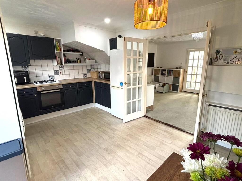 Kitchen Diner.jpg
